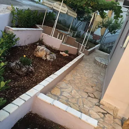 Ana Apartamento